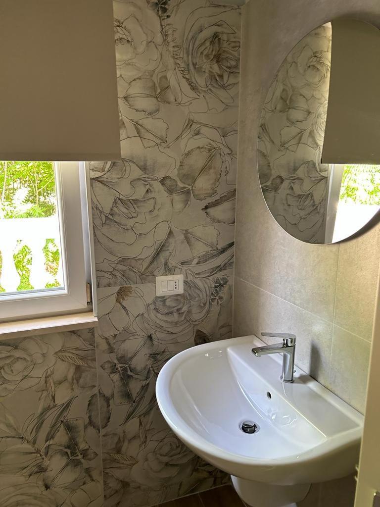 Ro.Ma Apartment Каноса ди Пулия Екстериор снимка